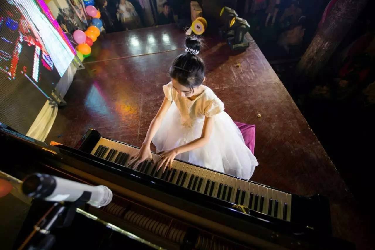 孩子彈鋼琴手型一定要規范！